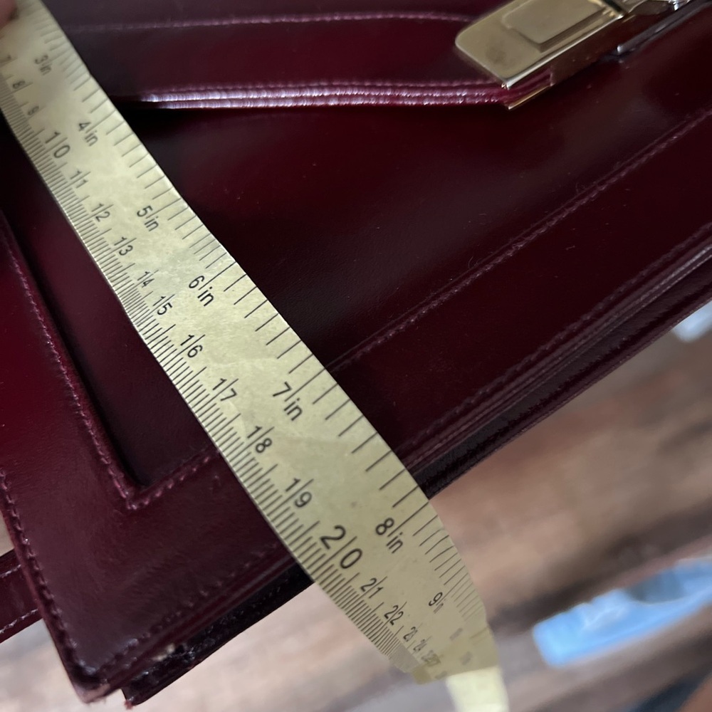Lou Taylor Burgundy Leather Envelope Shoulder Bag with Mirror - Picture 9 of 11